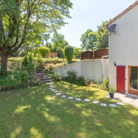 Les Quatre Filles - Entire 2 Bed *