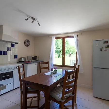 Les Quatre Filles - Entire 2 Bed *