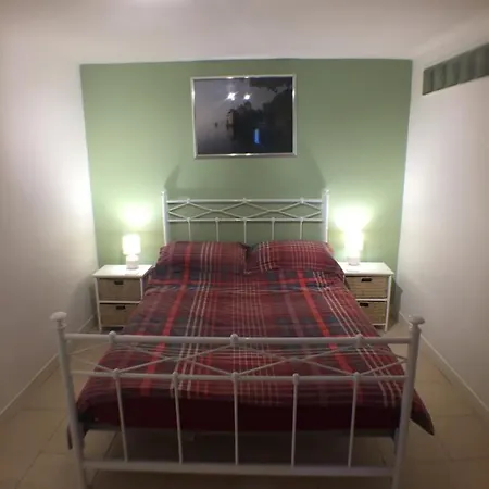 Les Quatre Filles - Entire 2 Bed *