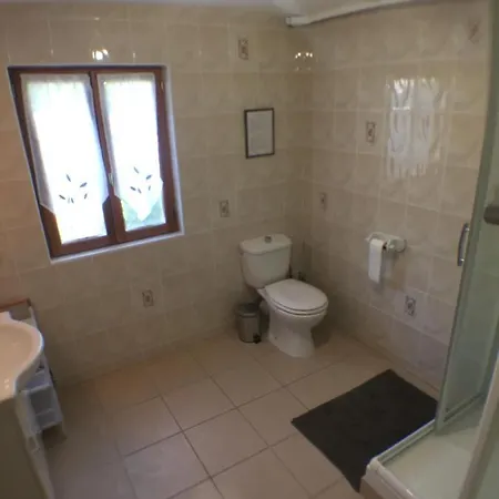 Les Quatre Filles - Entire 2 Bed Apartment