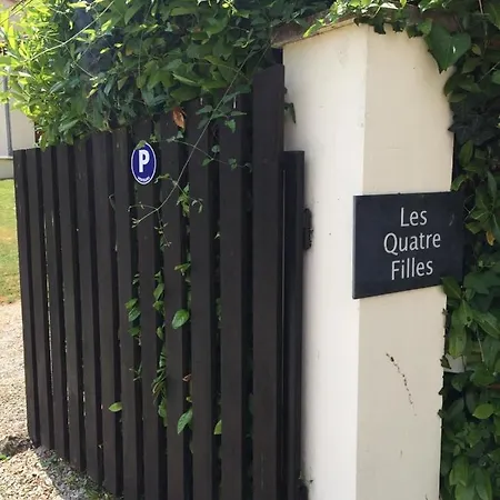 Les Quatre Filles - Entire 2 Bed Apartment